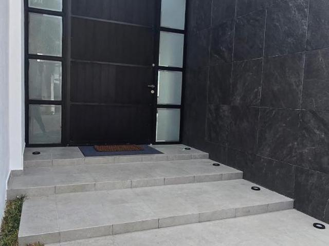 CASA EN VENTA AL PONIENTE EN SAN AGUSTIN