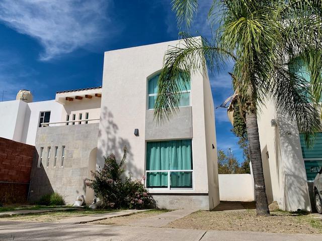 Casa en venta al sur de la ciudad