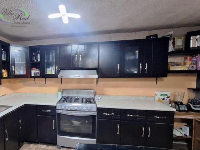 Casa en venta al.sur de saltillo sobre blvd