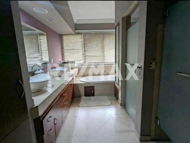 CASA EN VENTA ALAMEDA CELAYA