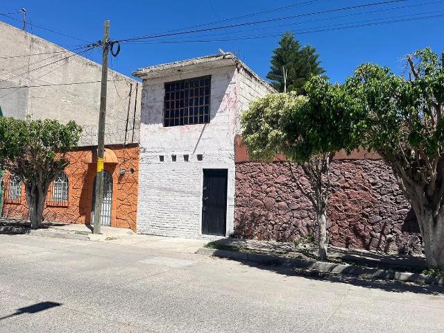 CASA EN VENTA ALAMEDA CELAYA