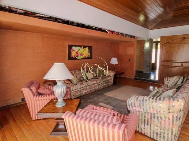 CASA EN VENTA ALAMEDA CELAYA