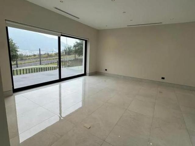 CASA EN VENTA ALMENA / VALLE PONIENTE, SANTA CATARINA
