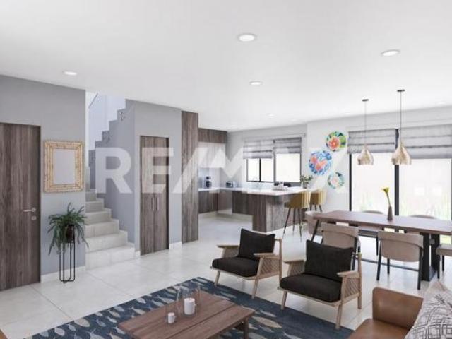 CASA EN VENTA ALTOS DEL MARQUÉS