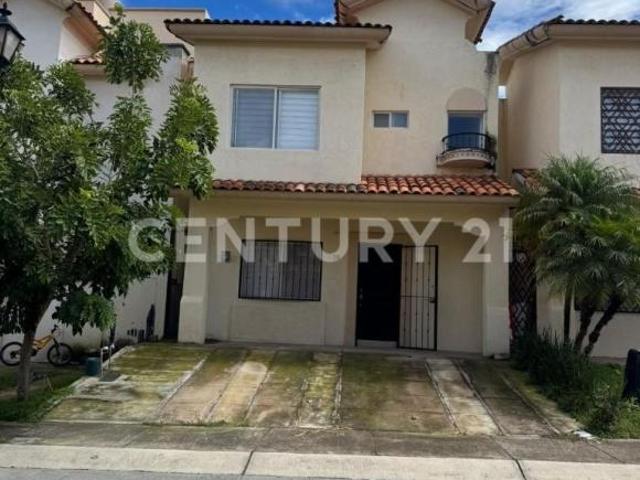 Casa en Venta, Alta California Residencial, Tlajomulco de zuñiga, Jal