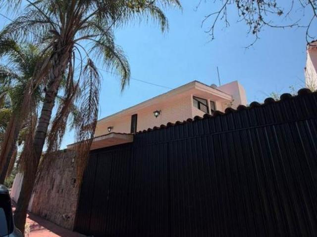 CASA EN VENTA ALTAMIRA