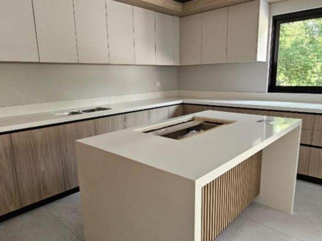 Casa en Venta – Altares Residencial, Santiago N.L