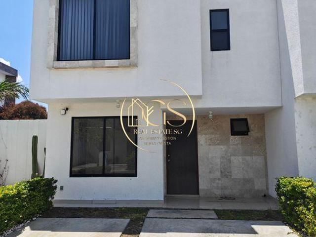 CASA EN VENTA ALTEZA RESIDENCIAL CELAYA