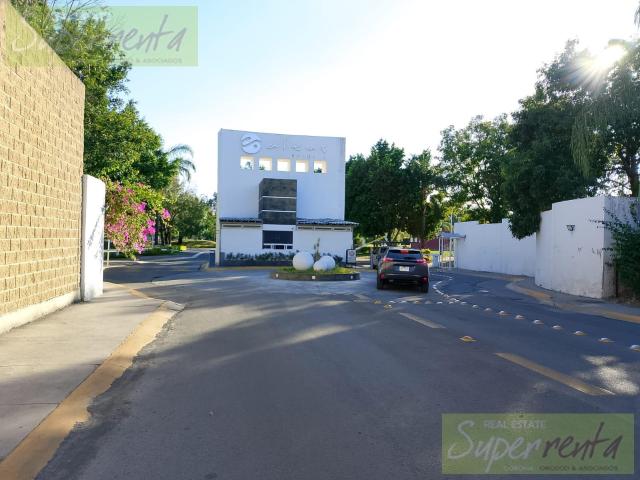 CASA EN VENTA ALTUS BOSQUES $3?200,000