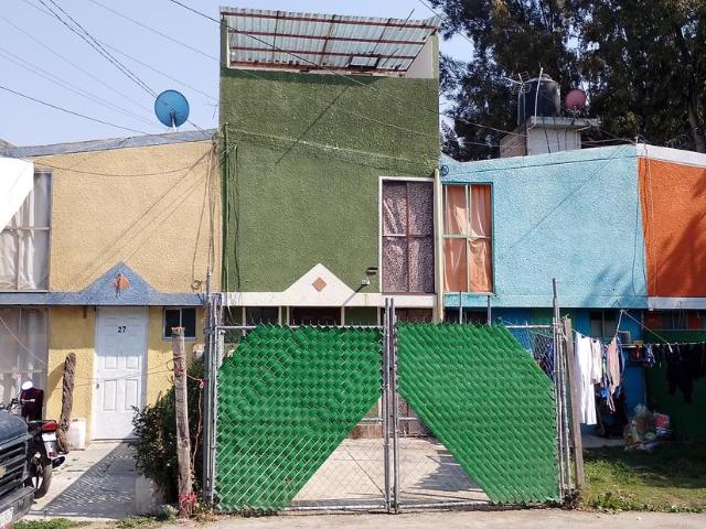Casa en venta amplia en Clahco estado de Mexico de 3 pisos