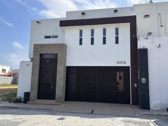 Casa en venta ampliacion valle alto