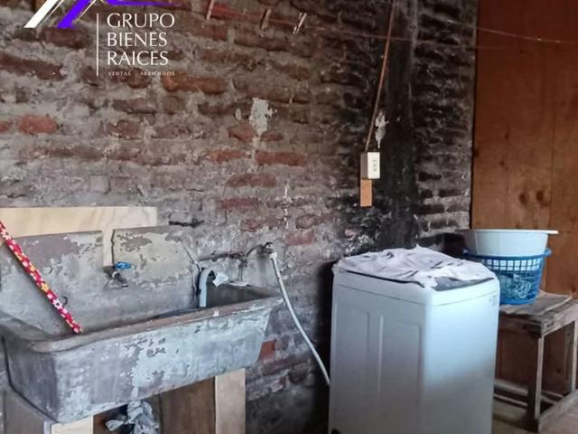 Casa en Venta Amplio Terreno, Quinta Normal 62575 | 2 dormitorios por 150000. 00 en Quinta Normal