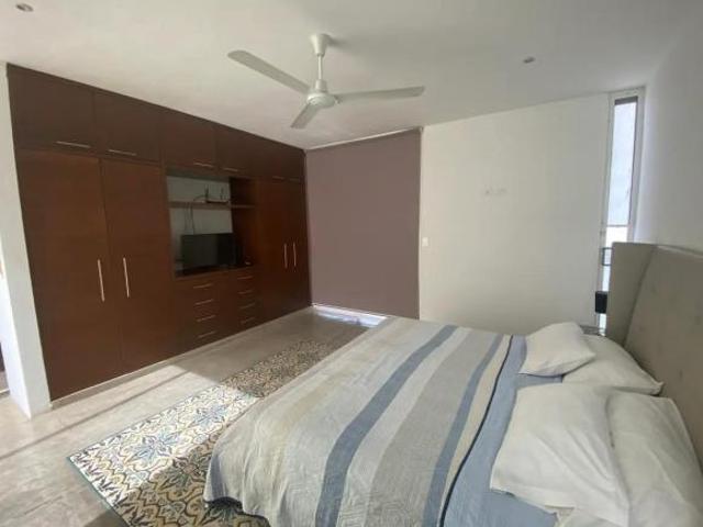 CASA EN VENTA AMUEBLADA,EN EL CENTRO, MERIDA, YUCATAN