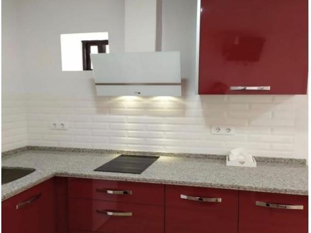 CASA EN VENTA – APARTAMENTO TURÍSTICO CON LICENCIA EN EL CASCO ANTIGUO DE CÁCERES