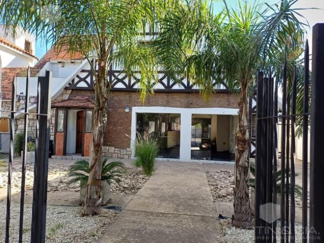 Casa en Venta apto comercial sobre Tejeda, Cerro De Las Rosas