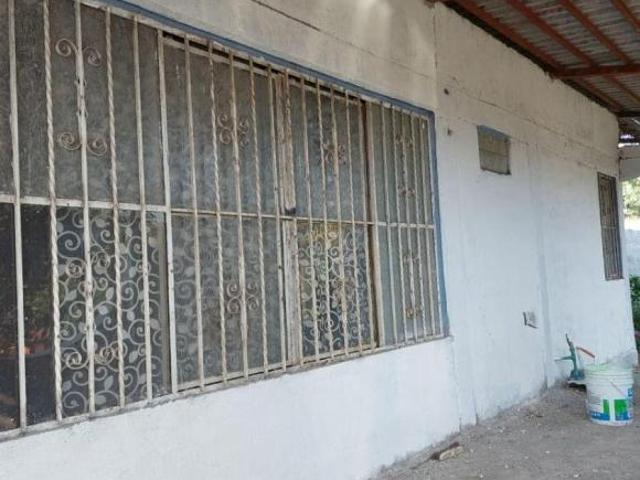 Casa con 160 m² superficie de terreno, 2 recámaras en venta en Las Arboledas