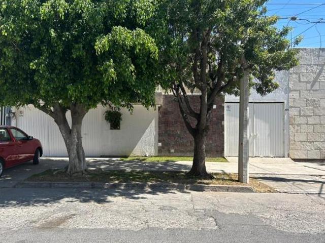 CASA EN VENTA ARBIDE LEON GUANAJUATO