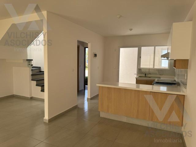 CASA EN VENTA ARONA RESIDENCIAL MOD. ALISO