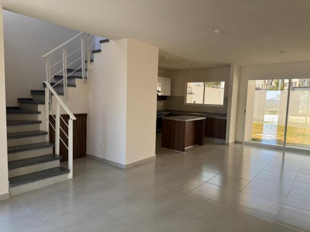 CASA EN VENTA ARONA RESIDENCIAL