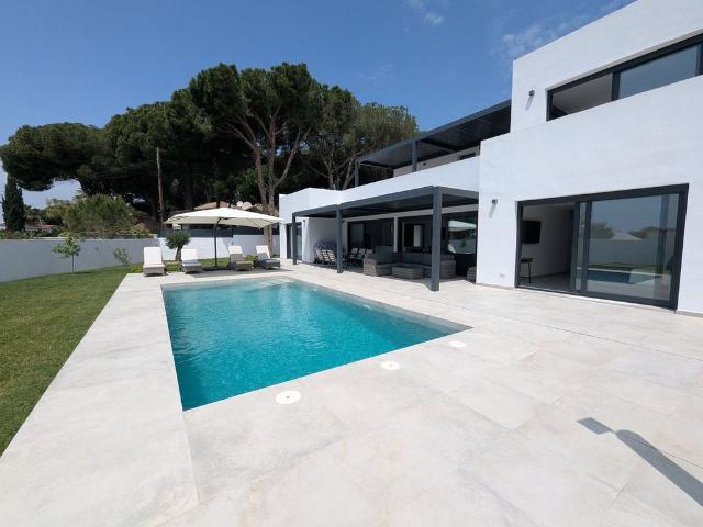 Casa en venta Artola, Andalucía