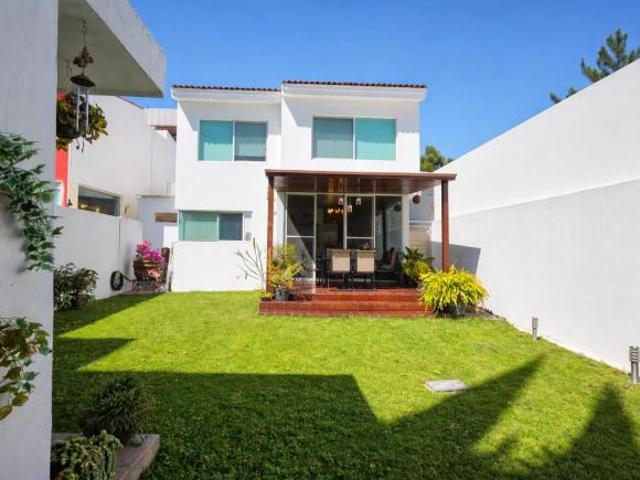 CASA EN VENTA | BUGAMBILIAS 2da SECCIÓN