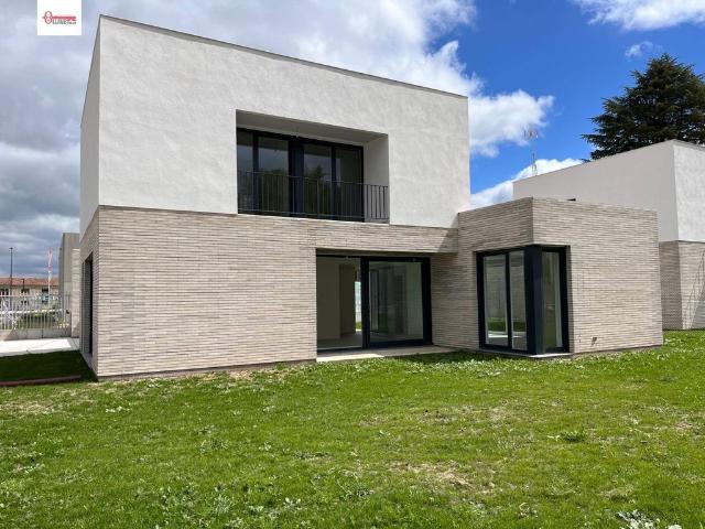 Casa en venta Burgos, Castilla y León