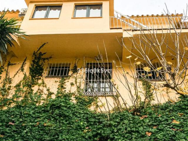 Casa de 220 m2 en venta Benahavís, Andalucía
