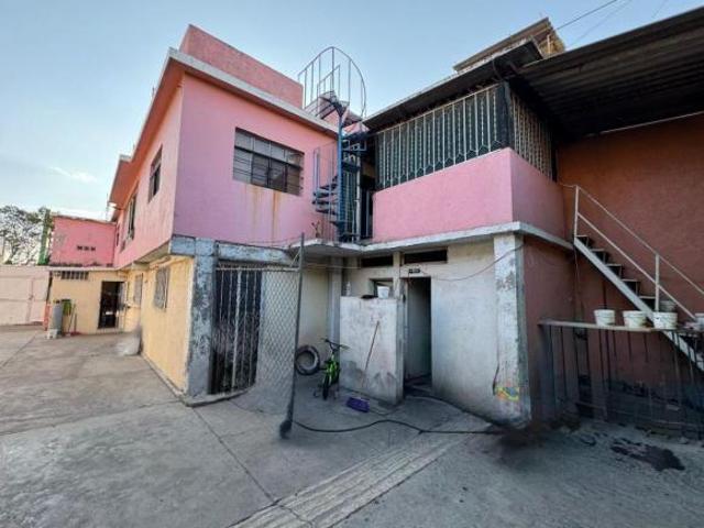 CASA EN VENTA BLVD. DIAZ ORDAZ COL. INDEPENDENCIA, IRAPUATO GTO