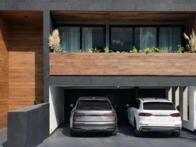 Casa en VENTA/ Bosque Real, Huixquilucan