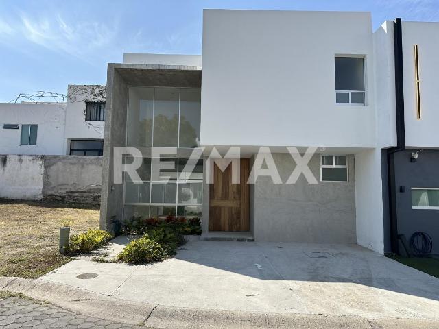 Casa en Venta Bosque Real Tlajomulco