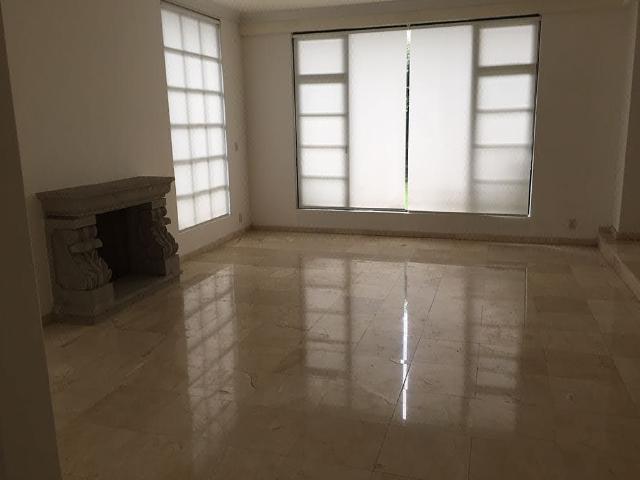 CASA EN VENTA BOSQUES DE LAS LOMAS