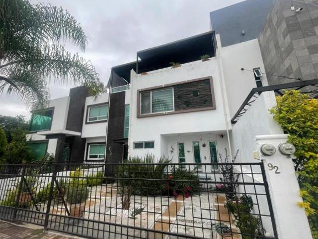 CASA EN VENTA BOSQUES DE SAN JUAN 4