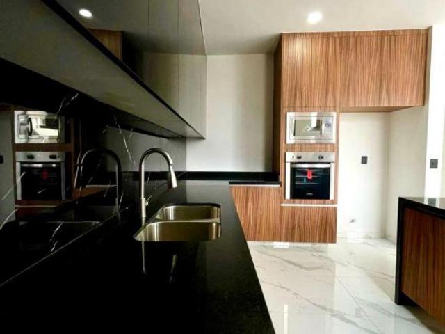 ESTRENA CASA EN EL FRACCIONAMIENTO ORIGEN, BOSQUE REAL SANTA ANITA
