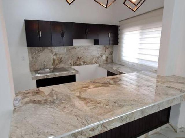 Casa en Venta Cuautla 186 mts2 con Alberca
