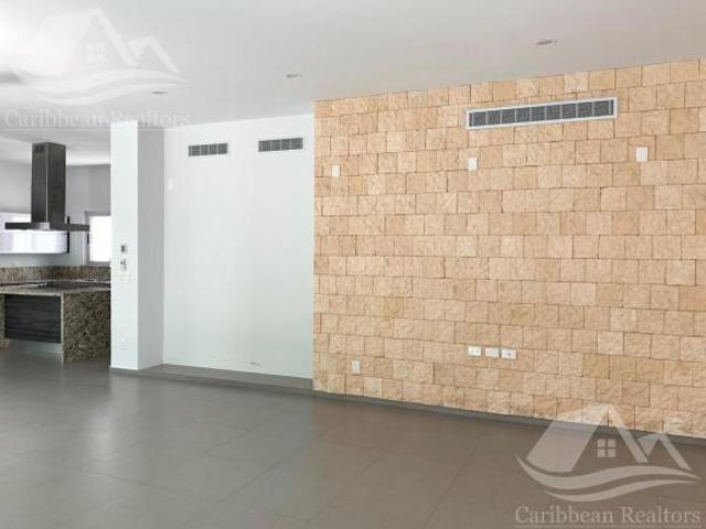Casa en Venta Cumbres Cancun