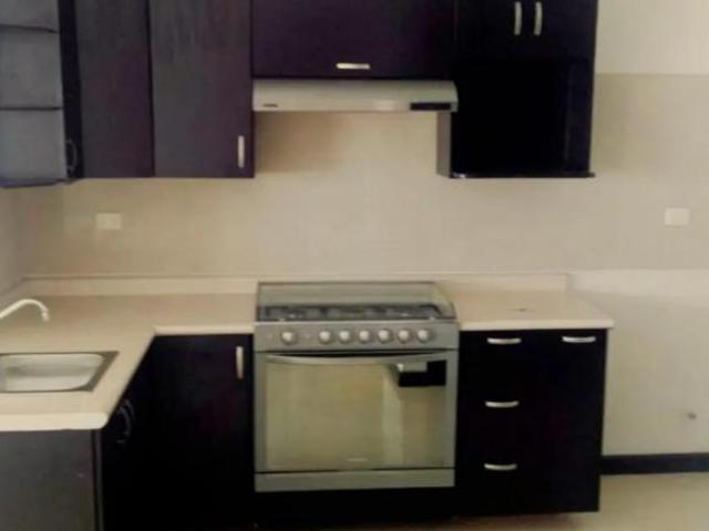 CASA EN VENTA CUMBRES ELITE