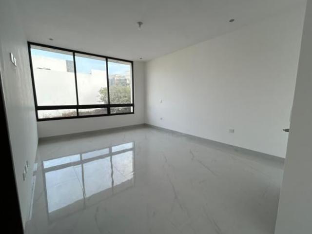 CASA EN VENTA CUMBRES ELITE PREMIER EVEREST