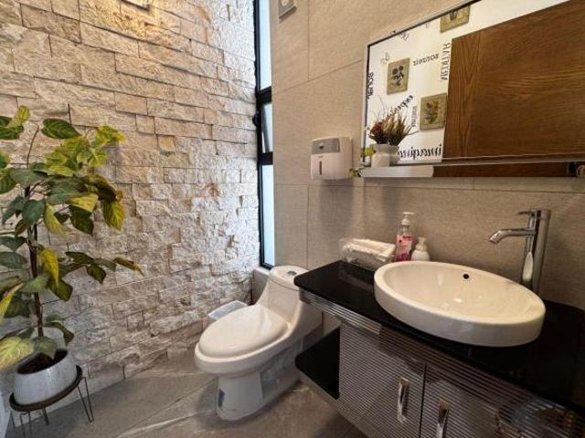 Casa en Venta Cumbres Elite Premier Monterrey Equipada Alberca, Paneles y Acabados Lujo