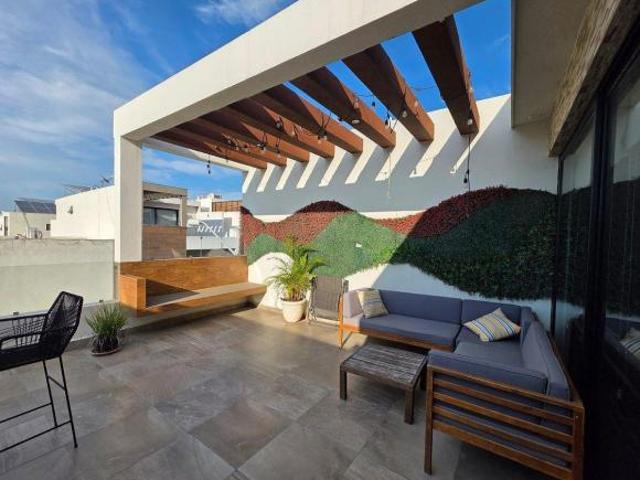 CASA EN VENTA CUMBRES SAN AGUSTÍN | JACUZZI, PANELES SOLARES, ROOFTOP