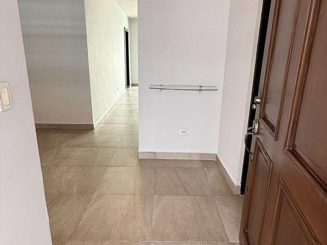 Casa en venta Cumbres Santa Clara. Op.S