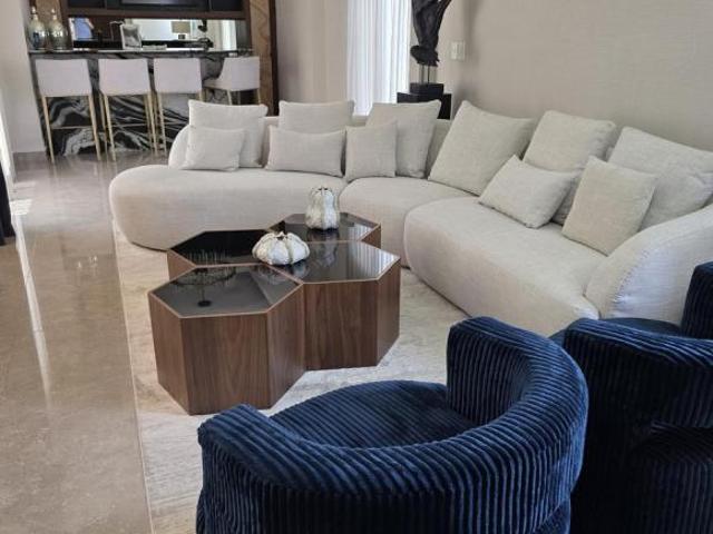 CASA EN VENTA CUMBRES PREMIER