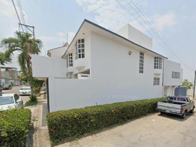 CASA EN VENTA, C. EL MONTE FRACC. CAMPANARIO MUN. TUXTLA GUTIERREZ C.P. 29057 CHIAPAS