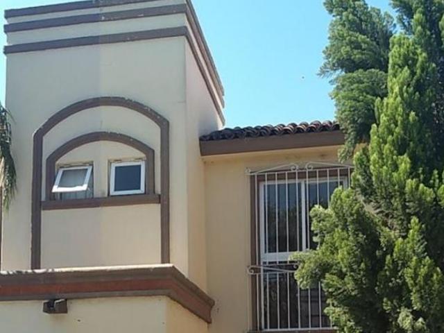 CASA EN VENTA, C. HACIENDA DEL EUCALIPTO COL. HACIENDA REAL MUN. TONALA C.P. 45425 JALISCO