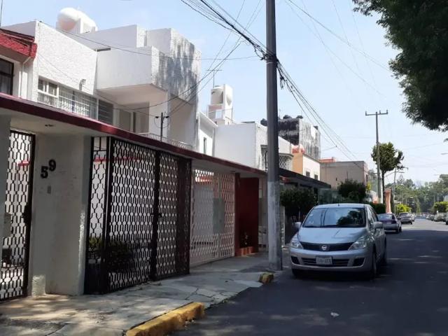 CASA EN VENTA C. JOSE BALBUENA VERA COYOACÁN CDMX