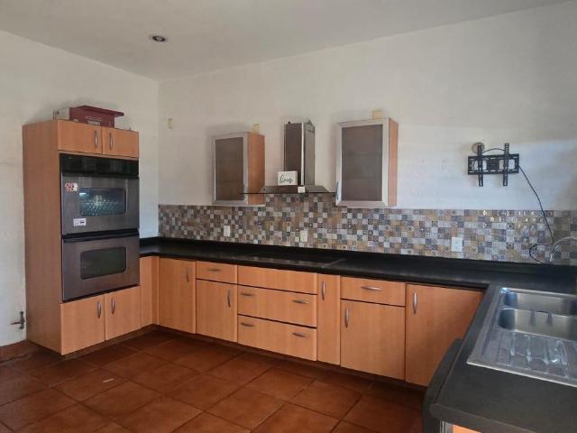 Casa en Venta C?ntrica en Arboledas del Parque