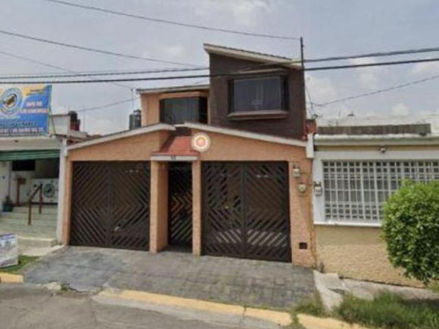 CASA EN VENTA! CALE NEZAHUALCOYOTL, CUMBRIA, CUATITLAN IZCALLI, EDO MEX. ¡GRAN OPORTUNIDAD!