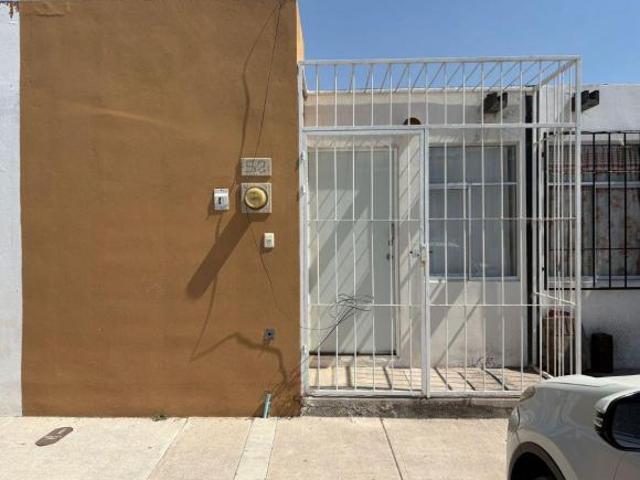 CASA EN VENTA CALIZA MENCHACA