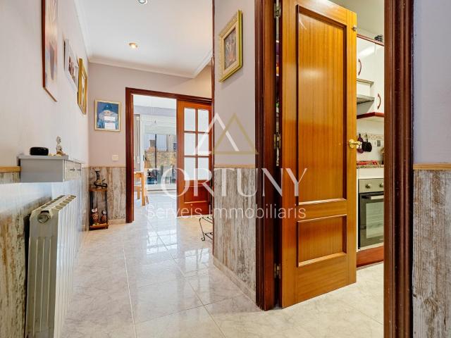 Casa en venta Calle Miralpeix, Pira