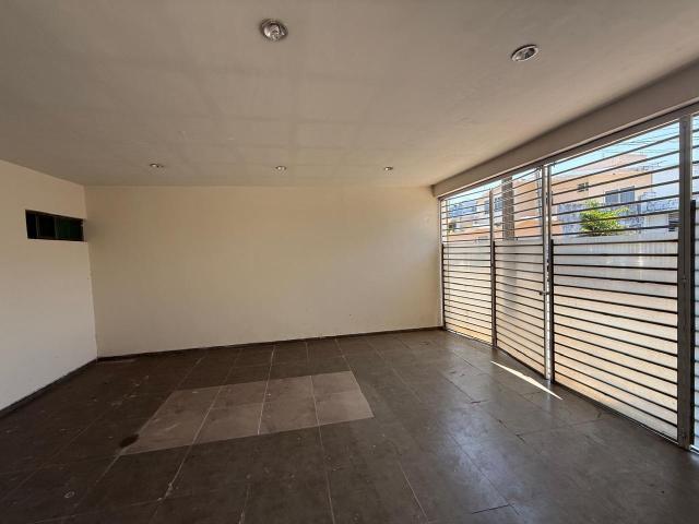 Casa en Venta Calle Nayarit, Col. Petrolera. Coatzacoalcos, Ver