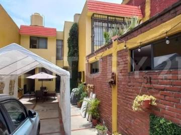 Casa en Venta, Calle Ahuacatitla, Col. Barrio Los Reyes, Azcapotzalco, CDMX